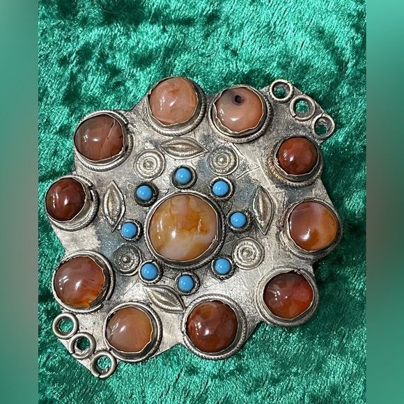 Antique Chinese Tibetan Silver Copper
Carnelian Cabochon Turquoise Trinket broch - Picture 7 of 8